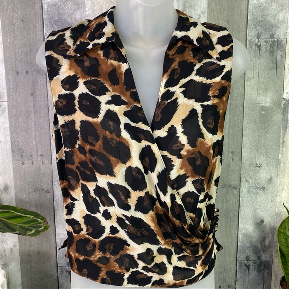 ALBERTO MAKALI SPORT Animal Print Sheer Crop Wrap Top Size Medium - Picture 1 of 7